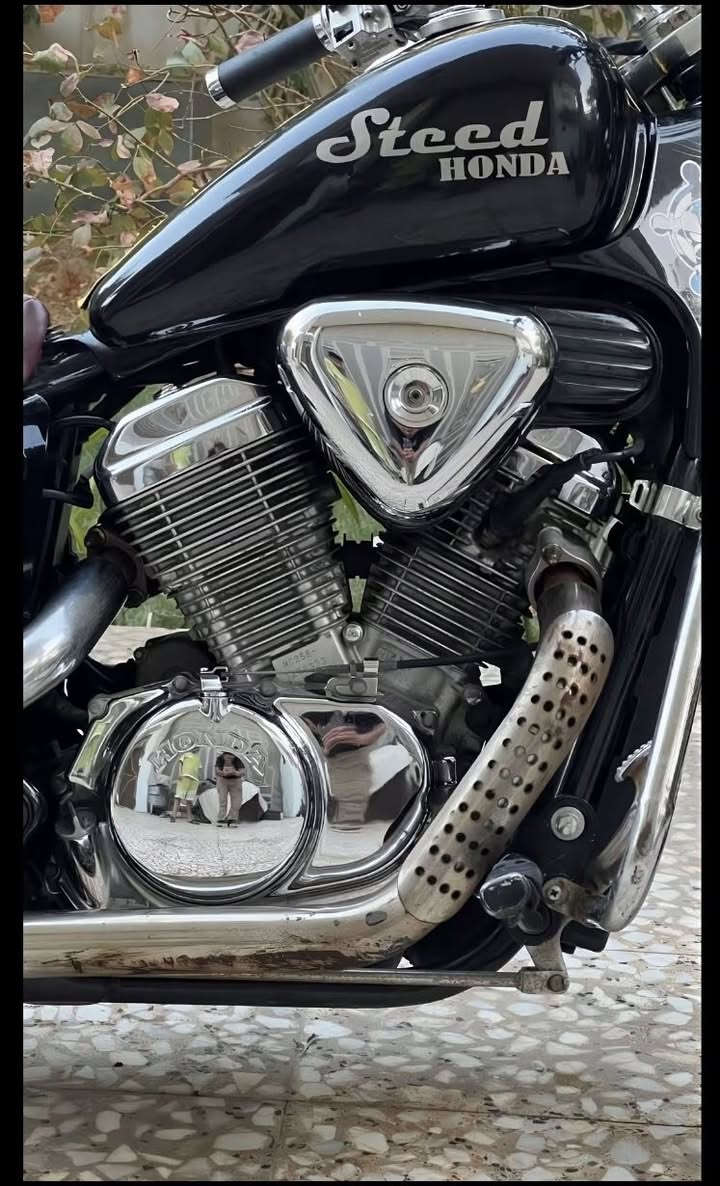 هوندا ستد 400cc دراجة كفالة عامة اوراق كاملة دهن اكسادو مي راديتر زيتي دراجة نضيفة جداً ما ناقصها شي 
السعر 15 ورقة و بي مجال بسيط 
مكاني كربلاء 
***********
خاص مفتوح
