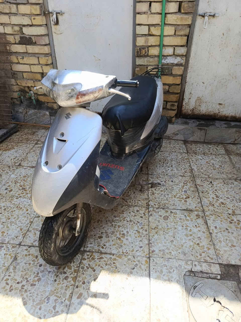 السلام عليكم دراجه البيع ساسوكي 60 رياضي دراجه حلوه مفتوحه مرا وحده اوراق بسمي سعر 150 رقم الهاتف ***********
