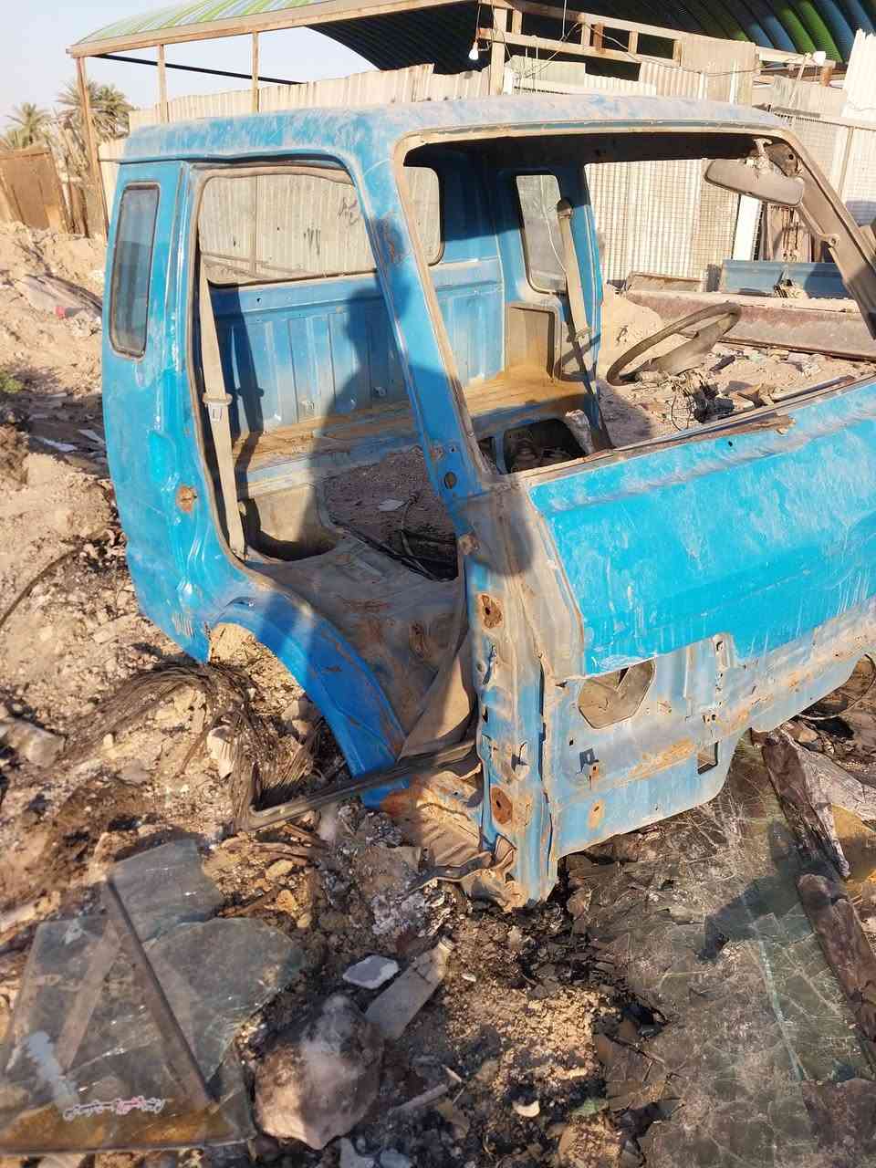 السلام عليكم للبيع قمارة وربع بنكو ٩٤مع بدي وشاصي ٧جنكال قمارة بلاديه السعر ١٠ورقات وبيهامجال الرقم ***********مكاني الاسكندريه الحصوة
