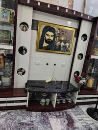 معرض • للبيع • قابل للتفاوض
