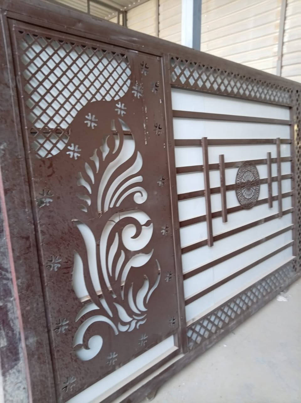 بسم الله الرحمن الرحيم
باب بيت جميع القياسات-باب حوش جميع القياسات - شبابيك جميع القياسات -خزانات ماء  مقطورة - سيم بي أرسي - بوري دنكه عندك بيت (يوجد فصال أي نقشه تعجبك باب شباك حماية مال بلاستك وبسعر جدآ جدآ مناسب) 
❗راح أنفاجئكم بلا سعار لئن مناسبه أكثر ماتصور ❗

العنوان: الشرقاط بعاجه السايدين مقابيل ماركت المجبل جانب صيرفه الحكم

✅يوجد توصيل ✅

((الاستفسار اتصل))
***********

الموقع📍
https://maps.app.goo.gl/8TZ9vbn2aSwjunQr7
