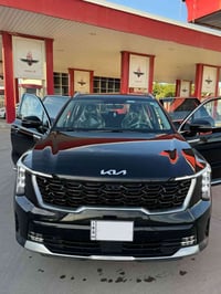 سورنتو ٢٠٢٤ • ماشيه ٣٠٠٠٠ • ٦ سلندر