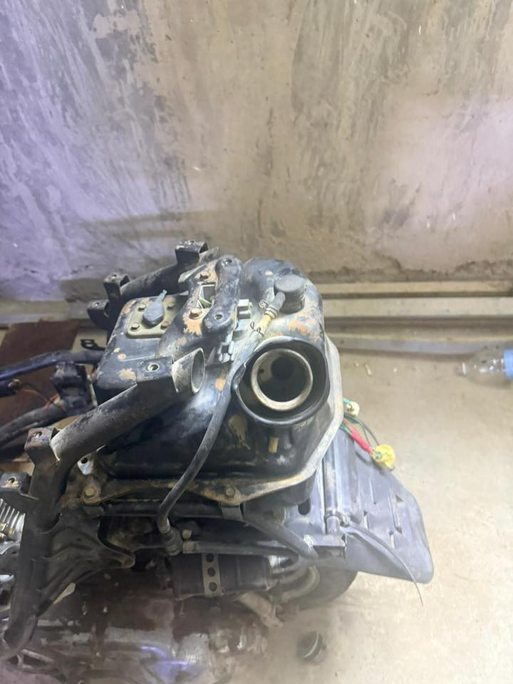 السلام عليكم
التواصل عالواتس اب ***********
غراض فراشة ١٤٠ ام شوارب تفصيخ 
مكينة مجفتة مكفولة من البكن تشلع الكاع 
ويالة وتايرات امامي خلفي
دبلات امامي خلفي . كلجات امامي خلفي
كابريتر واحد تجاري وواحد بلادي مال دراجة نفسهة
قبق هندر . شاصي و ماشة
كفرات وسوادات . ذيل واشاير     
ظفيرة . تانكي . طوافة . عقل
مجمع جوزة كامل سويج عدد 
كاسحة . يدات . بريكات . كويل . سلف
يعني بين قوسين دراجة كاملة شغالة ابيعهة تفصيخ
