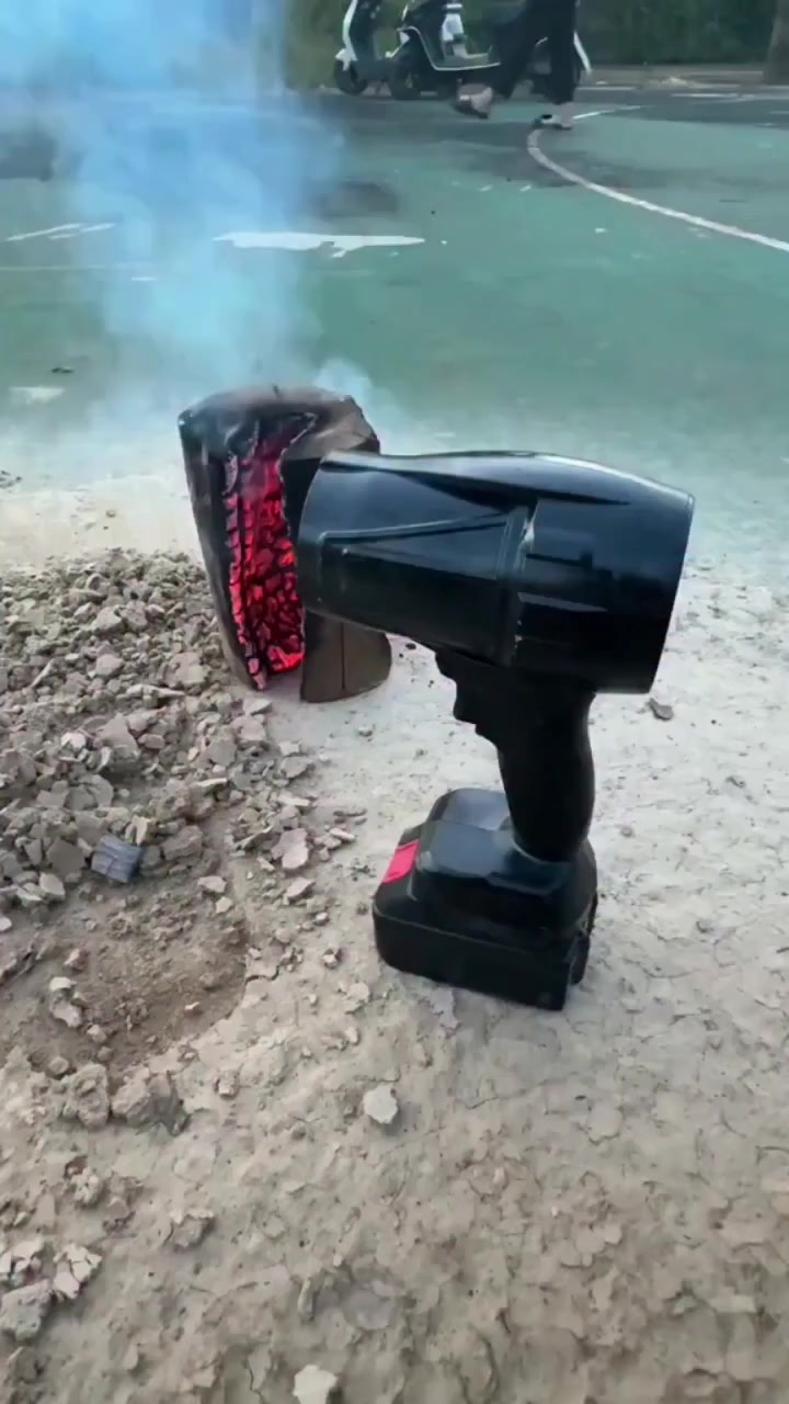 بلور هواء شحن شرط نفس قوة الفديو وعلى الفحص سعره 18 الف


**إذا كنت صاحب هذا الإعلان وتريد حذفه لأي سبب، رجاءا أرسل رسالة إلى الدعم الفني**