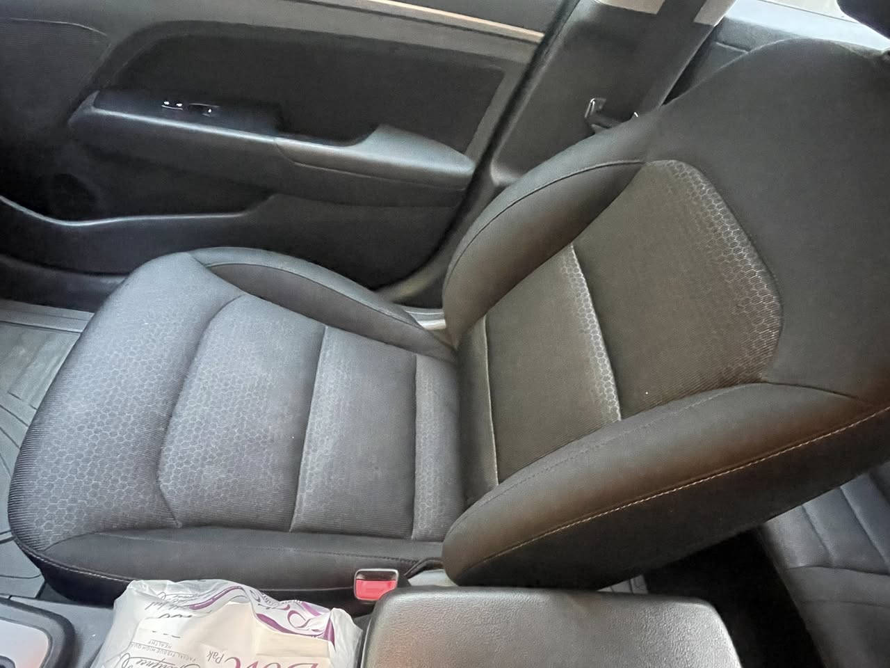 سلام عليكم الانتره 2017 كنديه بيه ضربه بس جاملغ الخلفي ماشي 88 الف سياره تراي مال زيررو الله وكيلكم 
127 ورقه$$ بغداد ***********
