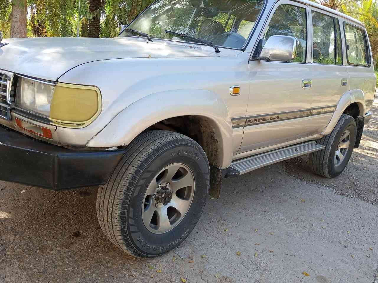 #_للبيع
لاندكروز ليلى علوي موديل 91.. رقم ديالى انكليزي جديد..

مكينه وكير بلادي 3500 حجم المكينه ... تخم تاير جديد..

السعر 75 وبيها مجال 

‏‪***********‬‏
