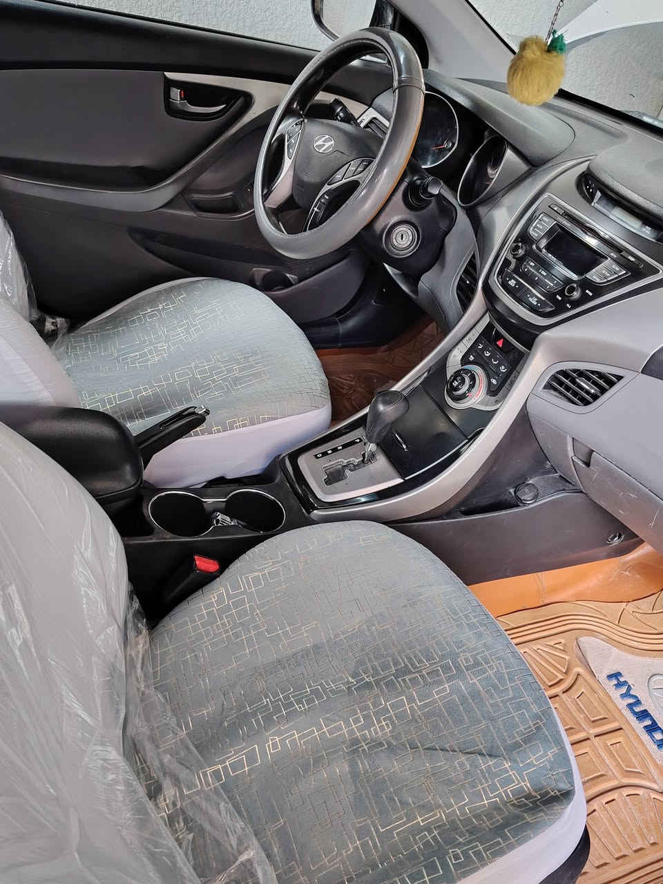 السلام عليكم سيارة النترا 2013امريكي بدون صبغ ضرر دعامية خلفيه فقط مكينة 1800 دوش تخم تاير حدادية صدر جديد تبريد تدفئة سنوية وهزة جديدة تحويل مباشر رقم ديالئ  انكليزي العنوان بعقوبة تقاطع السادة الحكيم ***********
