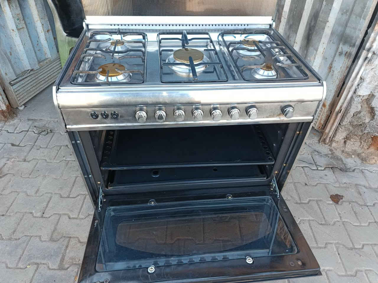 طباخ نيو فرسال مصري الباب الاول مكفول نار وفرن ونظافة السعر ١٩٠ شراي يتفضل خاص العنوان كربلاء الامن داخلي


**إذا كنت صاحب هذا الإعلان وتريد حذفه لأي سبب، رجاءا أرسل رسالة إلى الدعم الفني**