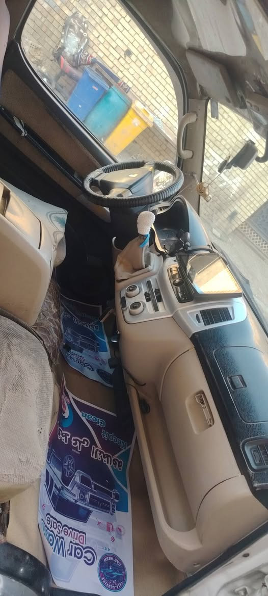 سلام عليكم جنبي اج وان موديل ١٥ رقم بغداد مكينه وكير وكسل مكفولات مكينه جديده قبل سبوع فور واي وكسل بل جيس بس خياسات بلهلالات سعر ٧٠ وبيه مجال ***********
