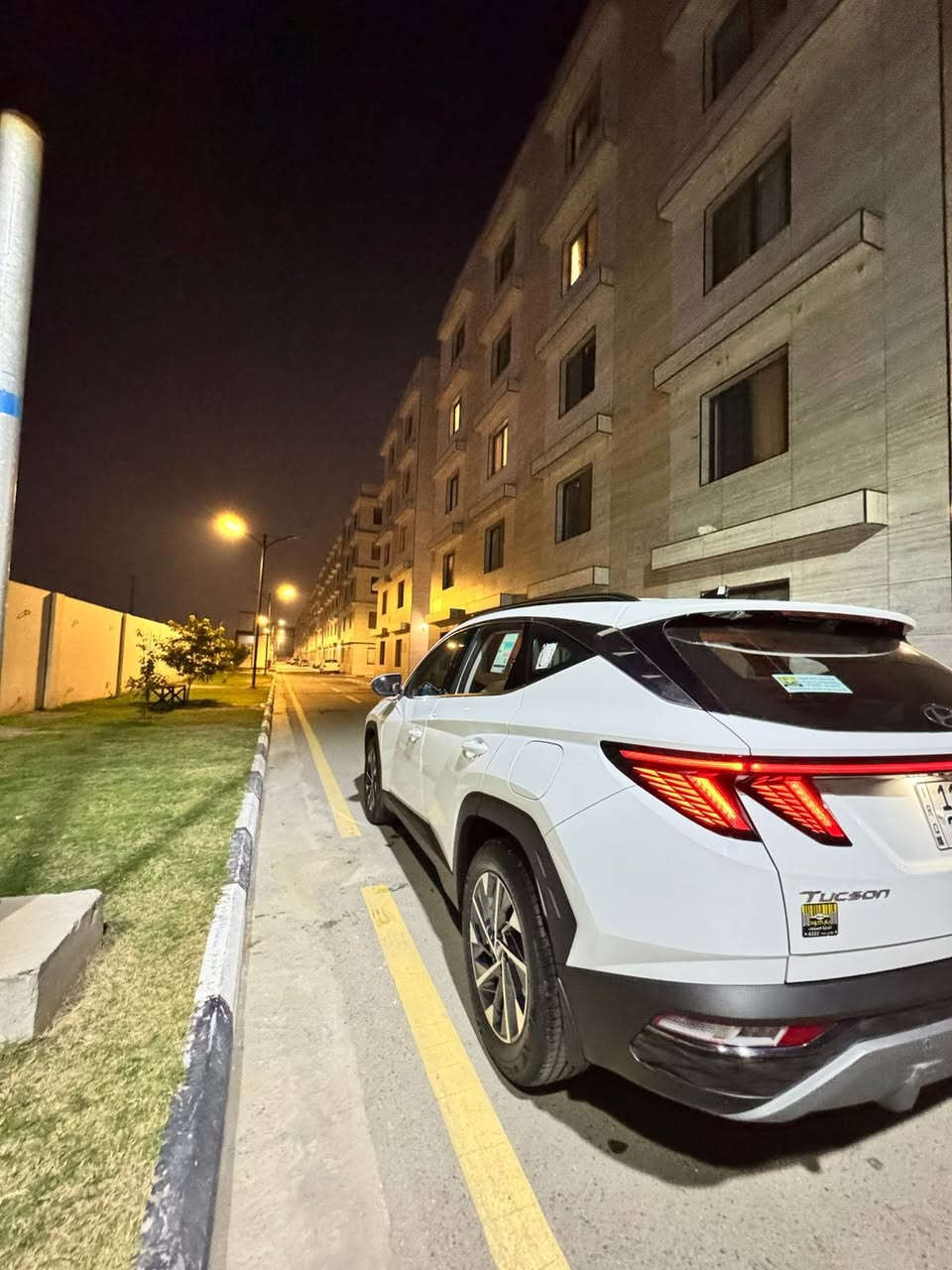 من رخصة اصحاب الكروب 

السلام عليكم اخوان 
توكسان 2024خليجي كفاله عامةة عدا بارد صغير بل صندوك السياره جديده وبعدها بضمان الوكالة ماشية 17 الف مال بيت وممتعوبه السياره تجي وتشوف بعينك وسعرها كلش مناسب مستعجل عله بيعتها لان عندي ظرف عارضها ب 220 وبيها مجال حك الجية السياره بسمي واحولك ثاني يوم مكاني بغداد الزعفرانية 

***********
