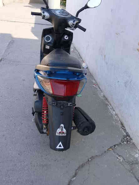 سكنس فحل نوزل كله شغاله اي نقص مابيه نضافه فول دراجه جديدة لوك السعر 700 بغداد  ***********
