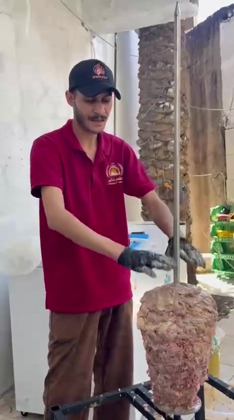 اليوم الكص مطعم تنانير يختلف عن باقي المطاعم العنوان شارع المطاعم مطعم تنانير 

وبعد موجود دجاج طيب ع تنور فقط ب 13 الف مع حتى الببسي  + دجاج مجمد 

سمج مسكوف+سمج كلي 
يوجد خدمة توصيل ***********
