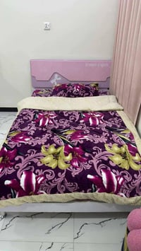 سرير • اثاث غرفة نوم • ديكور بيت