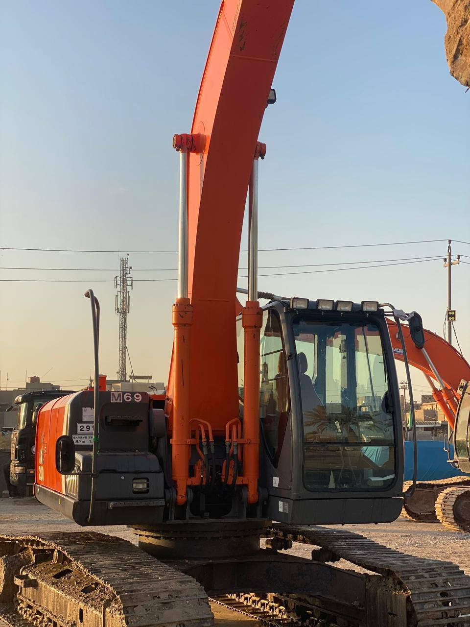 حفاره z3
للبيع موديل 2014
رقم بصره
مكفوله من صبغ وتبديل
سعر 4 ونص وبيهه مجال
لاستفسار اتصل بلرقم
***********
مكان حله
مكلف بلنشر
