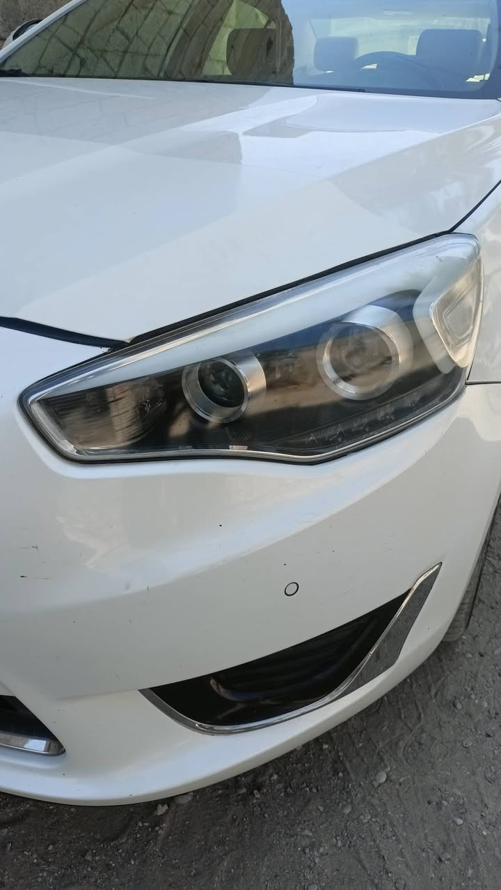 السلام عليكم ورحمة الله وبركاته اخوان للجنايه والي يعرفون بقيمة الجديد موالنظيف واهم شي تحكم بظمير 
كيا كادنزا 15 خليجي ملكي فول مواصفات بيها قطعه وحده مبدله ومصبوغ جامرلوغ امامي ايسر ورصعات خفيفه بلنيد والباقي مكفوله باسمي واستخدام شخصي موظف اني الله شاهد بس عدسات زرعتلها ب400 والله أقصر ع بيتي وماخلي برغي نقص وتجي تاخذ مني واذا ماتدعيلي يوميه والله بس بانزين وستر الله السعر قفل 150واذا اكو مراوس بسيارة عاليه بس كون نفس السعر
***********
