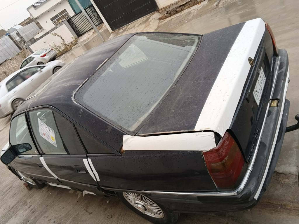 أوبل اوميكه موديل 91 كيرمحرك بشرط رقم كركوك سنويه اخضر شرط تحويل سعر 14 رقم هاتف ***********
*********** كركوك, العراق
