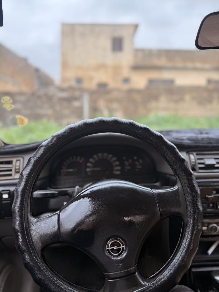 السلام وعليكم
فكترا

الموديل 1990

حجم المحرك 2.0

رقم نينوى الجديد

كير اوتوماتيك 

كير ومحرك شرط لا صرفية ولا تبخير 

سنوية باسمي جديدة خمس سنوات 

٤٧$ وبيها مجال بسيط

اي استفسار

*********** واتساب موجود خاص موجود
