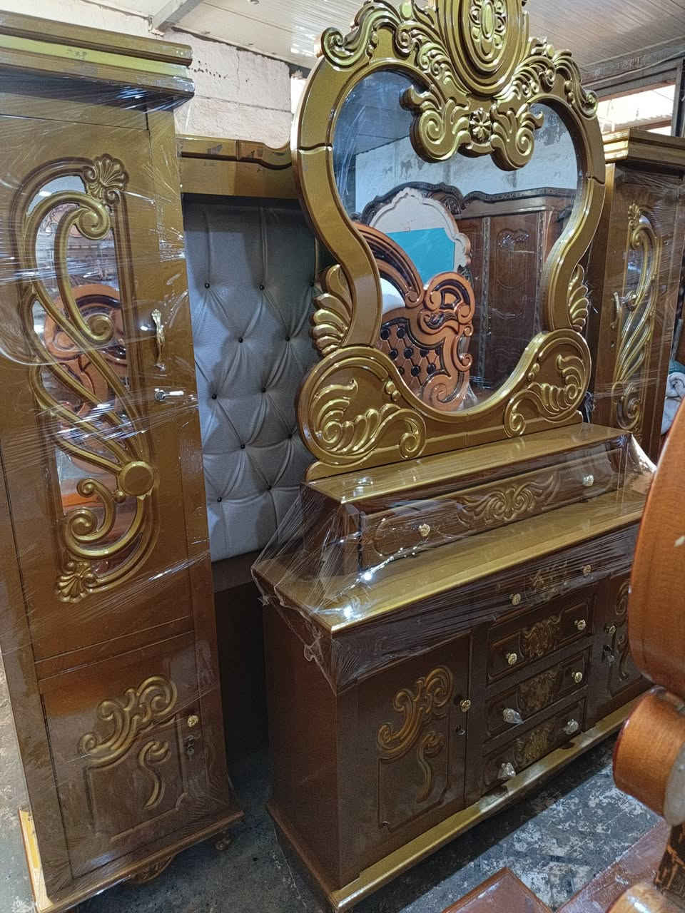 غرفه تسكام صاج شريط أم العرش السعر مليون وربع بيه مجال ناصريه مركز اللون برونزي حراري ***********
