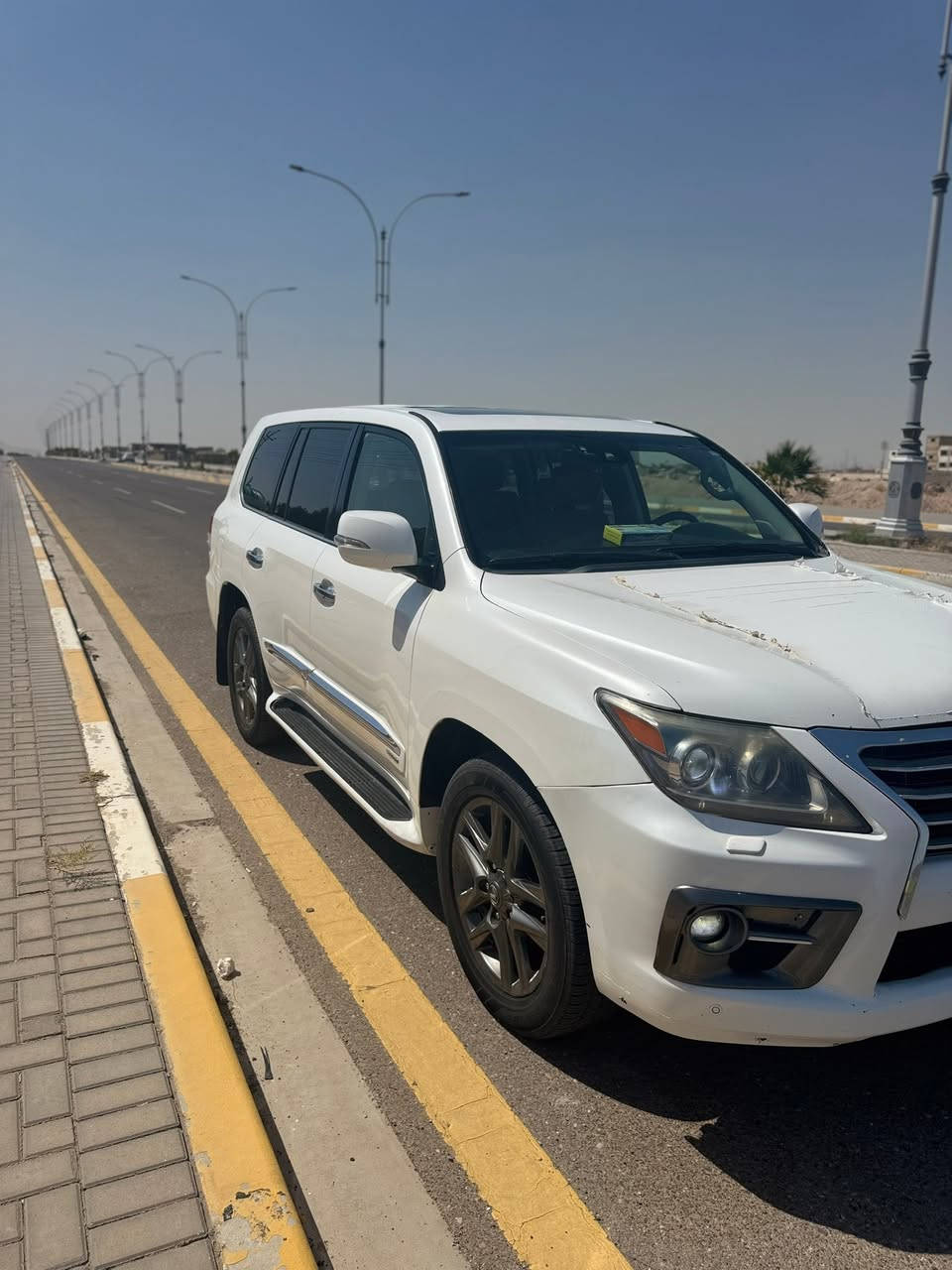 لكزس موديل 2015 كفاله عامه رقم بصره فول مواصفات  LX570
سعر380 بيها مجال قليل الاستفسار على الرقم (***********)
