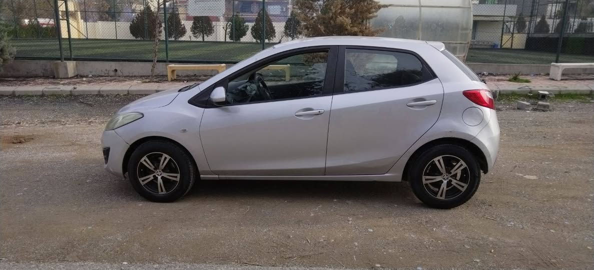 مازدا زووم ٢ مۆدێل ٢٠١٣ گێڕ اوتۆماتیک سلفەر بێ بویاخ بێ دەعم گێڕو مەکینەو تەبریت تەقەو ڕەقە بەشەرە سەنەوی ڕەقەمی تازەیە تا ٢٠٣١ تازەیە بەناوی خۆمەوەیە سعر ٨٠ گلاو کەمێک معامەلە لەسلێمانی زم *********** ڤایبەڕ واتساب لەسەڕە السليمانية, العراق
