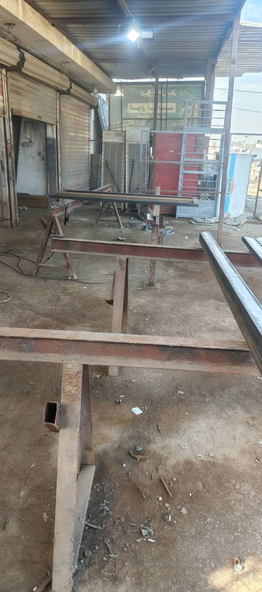 معمل حدادة متكامل للبيع 4 محلات مع الحديد شلع مكان بغداد كميرة قرب الجزيرة تقاطع النفط ‏
‏‪***********‬‏
‏‪***********‬‏
