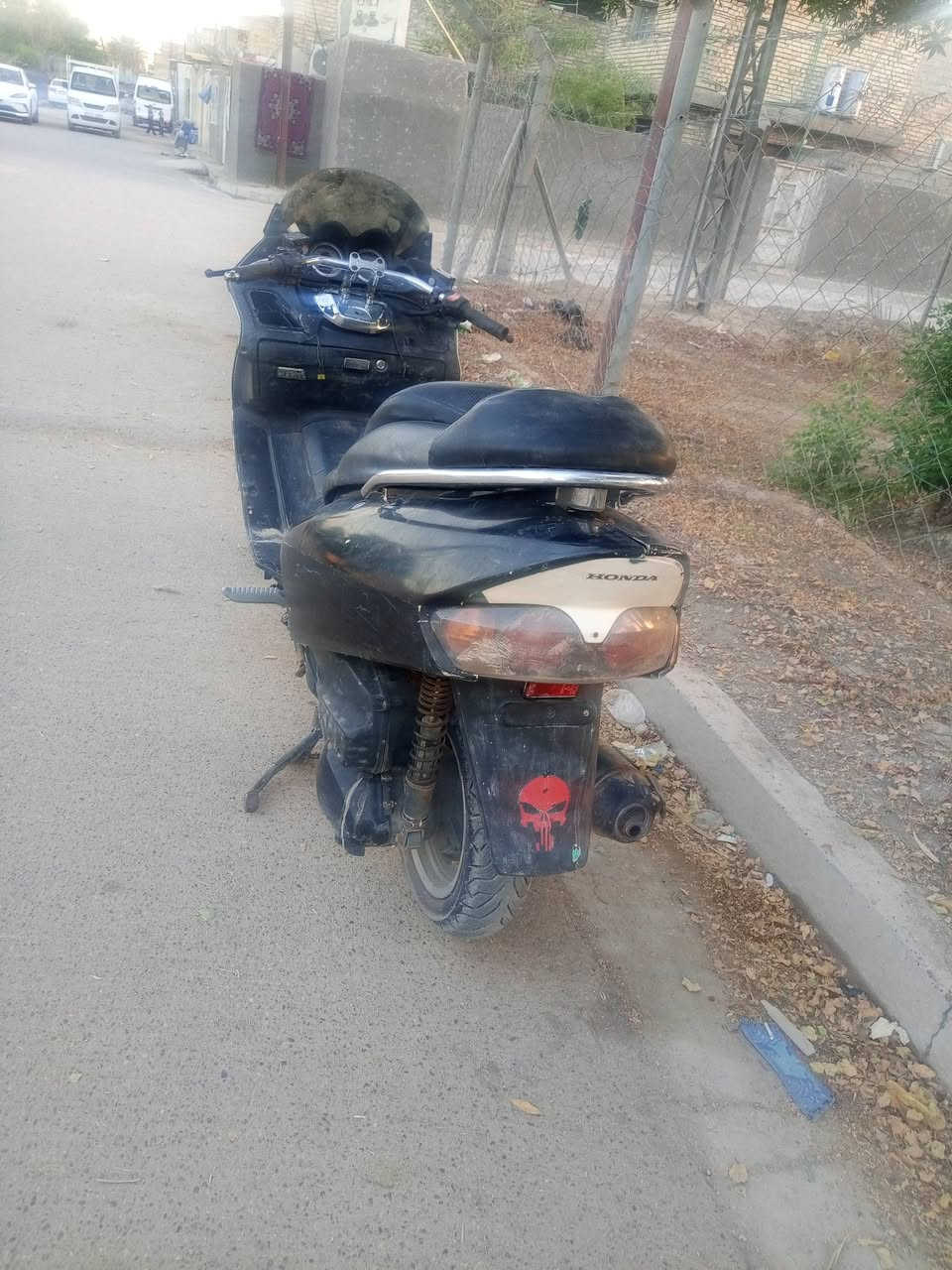 السلام عليكم للبيع فورزه 06بغداد الكماليه السعر 300مكينه ناعمه ***********
