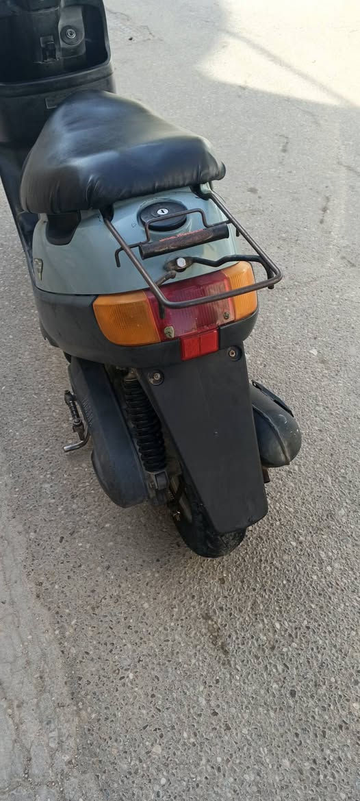 السلام عليكم دراجة بتره مكينه تخبل نهضه وسرعه شرط كلشي شغال سلف هندر كهربائيات لون مميز السعر 350 ناصريه المركز ***********
