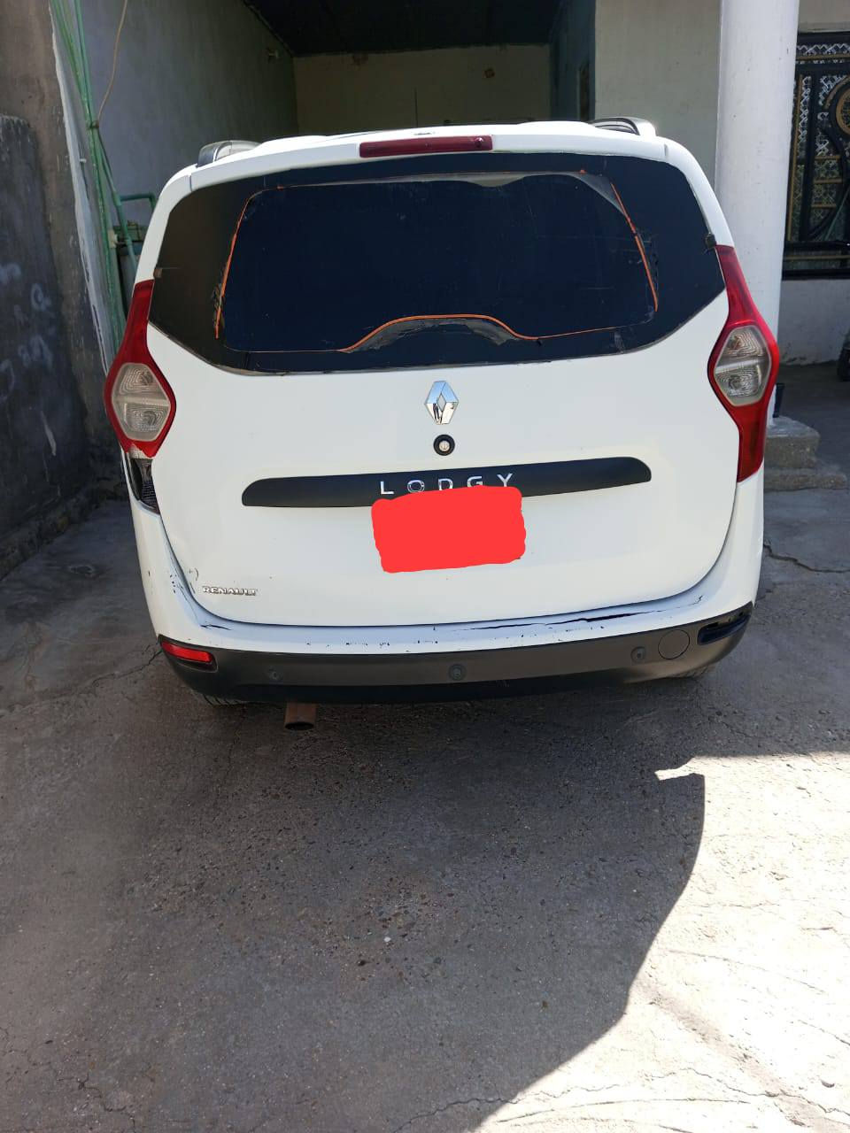 يالله السلام عليكم ادوات رينو لودجي فرنسي 7راكب موديل 14سنتر لوك مرئي شفط امامي وحساسات خلفي السياره برغي مامفتوح بيه بس بيه طخات بلكشر السياره جاهزه المكان بابل ب36وبيه مجال مراوس حسب القناعه***********وتساب ماسنجر
