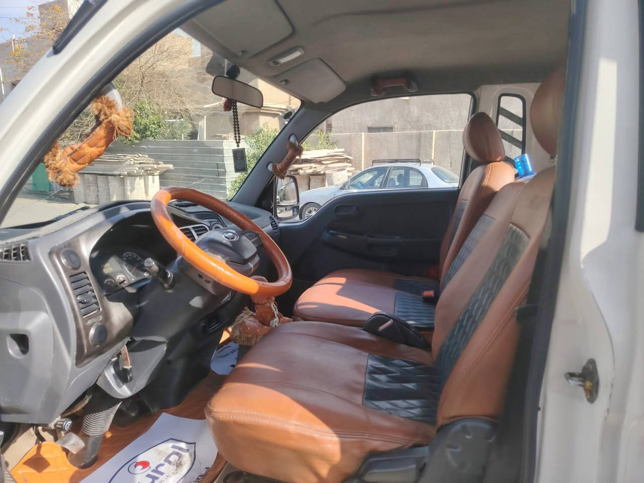 كيا بنكو  ٢٧٠٠ موديل ٢٠١٦ رقم واسط مشروع وطني السنويه نهايه ٢٧ السعر ١٠٥ 
مكان السياره بغداد
***********
