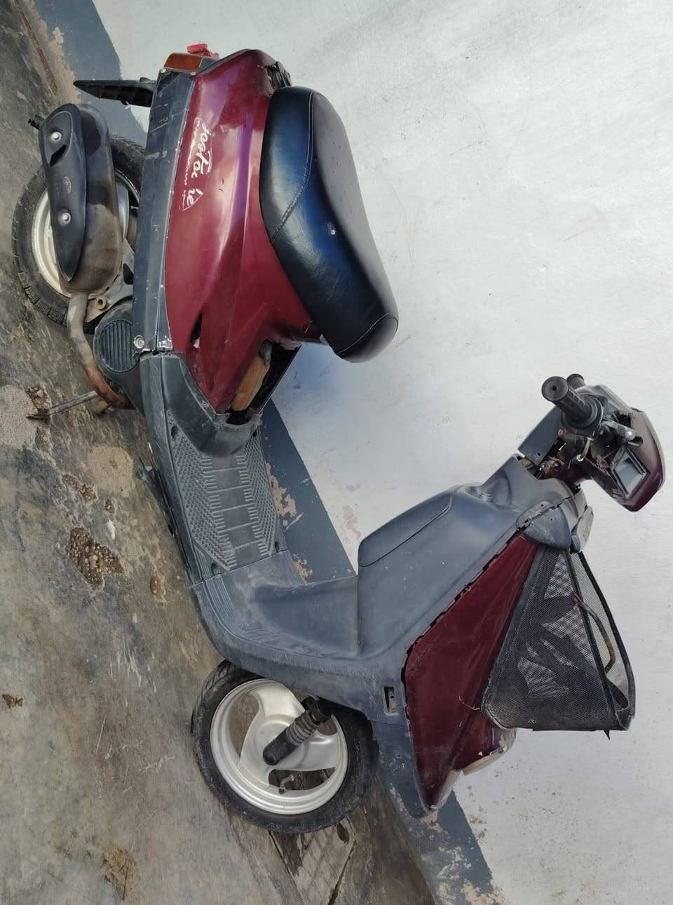 سلام عليكم دراجه للبيع تفاصيل اتصال ع رقم ***********
