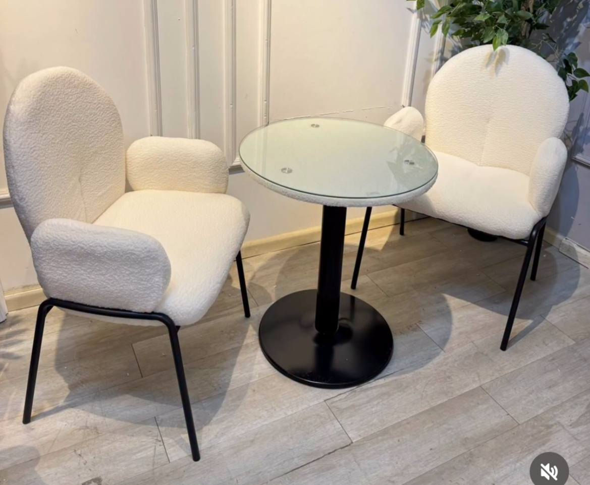 العنوان: لأنّ منزلكِ يستحق الدلال تماماً كجمالكِ! ✨
​بشرى سارة لزبائن ست ست الحسن والجمال  الوفيات..
لم نعد نكتفي بتوفير أفضل مستحضرات التجميل والعناية فحسب، بل قررنا مرافقتكم في تفاصيل منازلكم أيضاً! 🏠
​نعلن لكم عن توفر تشكيلة راقية من الأثاث المنزلي بلمسات عصرية تليق بذوقكم الرفيع.
​📥 للحجز أو الاستفسار: يرجى مراسلتنا عبر الرسائل الخاصة (الدايركت).
​ست الحسن والجمال - حيث يلتقي الجمال مع الفخامة


**إذا كنت صاحب هذا الإعلان وتريد حذفه لأي سبب، رجاءا أرسل رسالة إلى الدعم الفني**