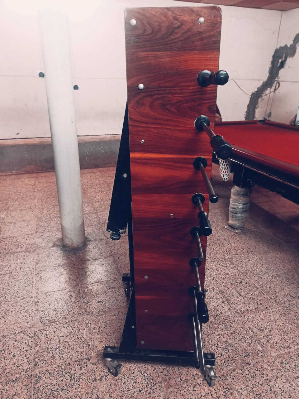 فيشه للبيع نضيفه حيل شي كدام العين السعر خاص هاذا رقمي ***********
