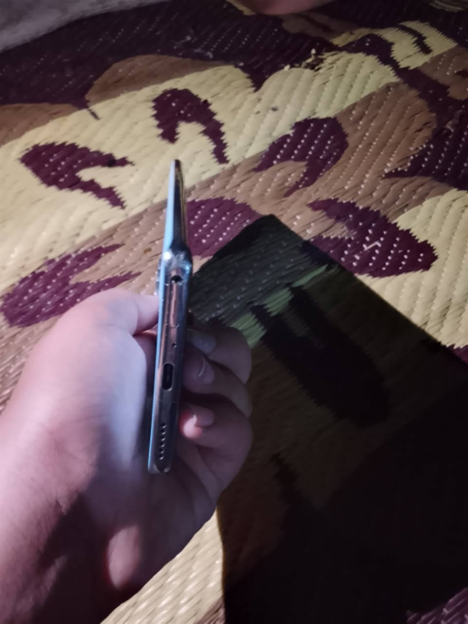 إذا مو شراي لا تطب وتراسل وتعبني
سلام عليكم 
جهاز للبيع 
تكنو كامون 40 برو فايف جي 
الذاكرة 256 
العشوائيه 24 
فول مواصفات 
90 فريم ببجي
مقاوم ماء قبار وكسر 
IP69
ضد اكسر أعيد واكرر
وخاصية AI أو الذكاء الاصطناعي
معالج دايمون ستي 7300
فول بل ألعاب 
شاشه 144 هيرتز 
كامره 50 ميكا بكسل 
سعر 250 ألف 
العنوان الأنبار عامريه الفلوجة


**إذا كنت صاحب هذا الإعلان وتريد حذفه لأي سبب، رجاءا أرسل رسالة إلى الدعم الفني**