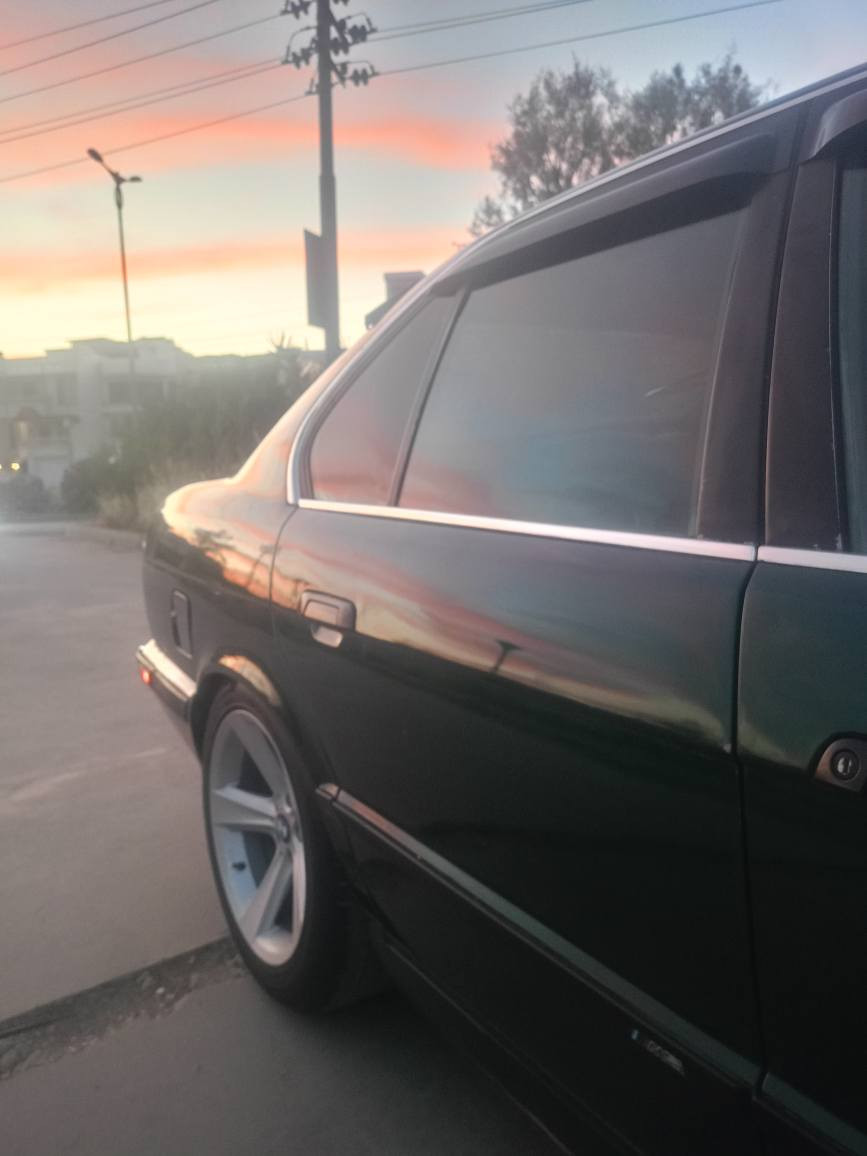 Bmw
525
1992
Abs
Oto
سلايت 
تەبرید
ئۆتۆماتیک
4تایەو ویلی لۆک 18 هامان
بێدەعمو لیدراوی 
کارە بایو گێڕو مەکینە بەشەرت 
لە سلیمانیم 
37 وەرەقەو مەجالیکی زۆر برایانە السليمانية, العراق


**إذا كنت صاحب هذا الإعلان وتريد حذفه لأي سبب، رجاءا أرسل رسالة إلى الدعم الفني**