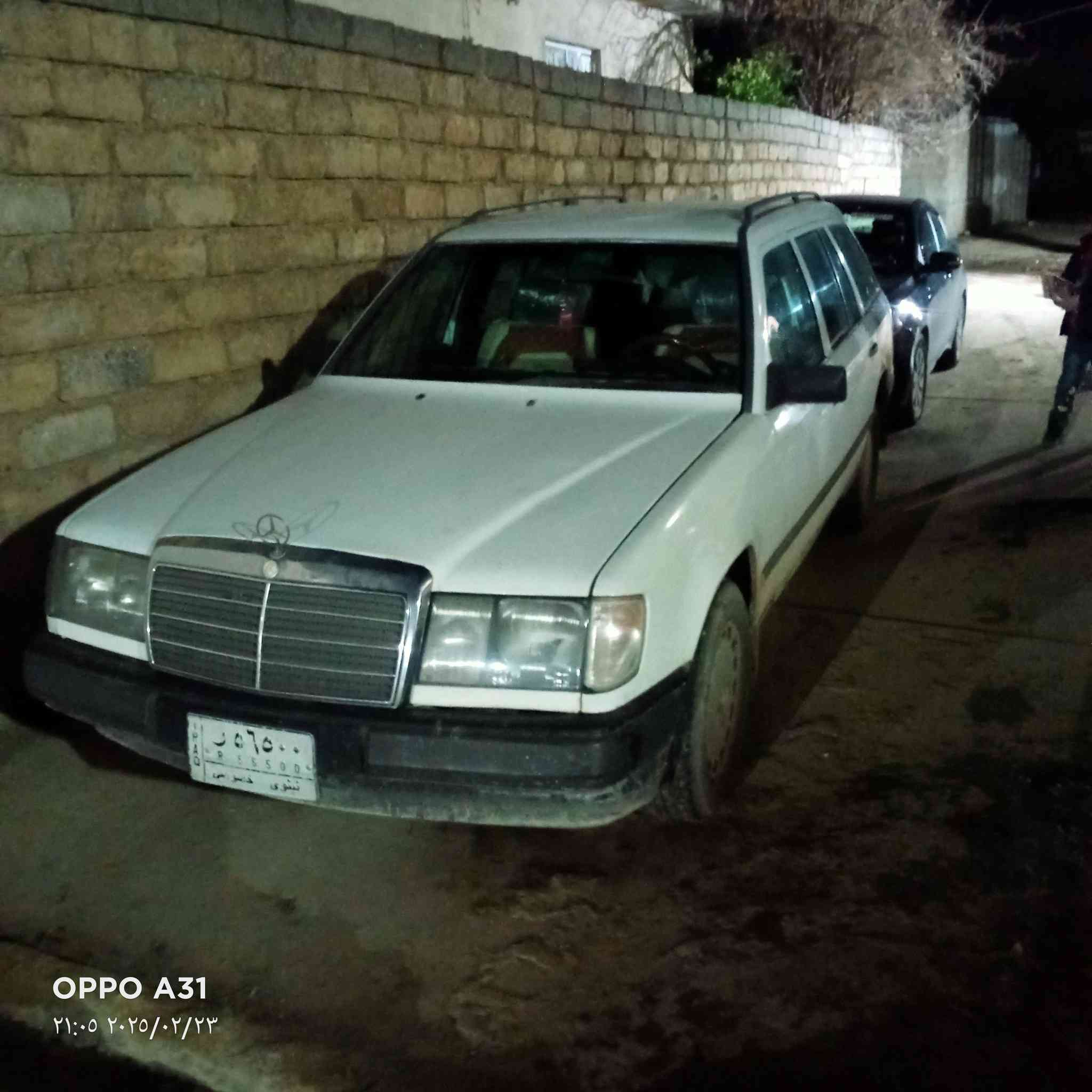 السلام عليكم
 مرسيدس استيشن 
 للبيع موديل 89 
جامات كهرباء
 محرك اربعه
  ويل  كب اصلي مارسدس
 لون ابيض
 رقم الماني
 ابيض نينوى
 شرط التحويل
 سعر 55 وبيها مجال
 سياره مال  بيت
ومال شغل  اصحاب السكالات 
ودرج تفيدو  تواصل على الرقم***********
