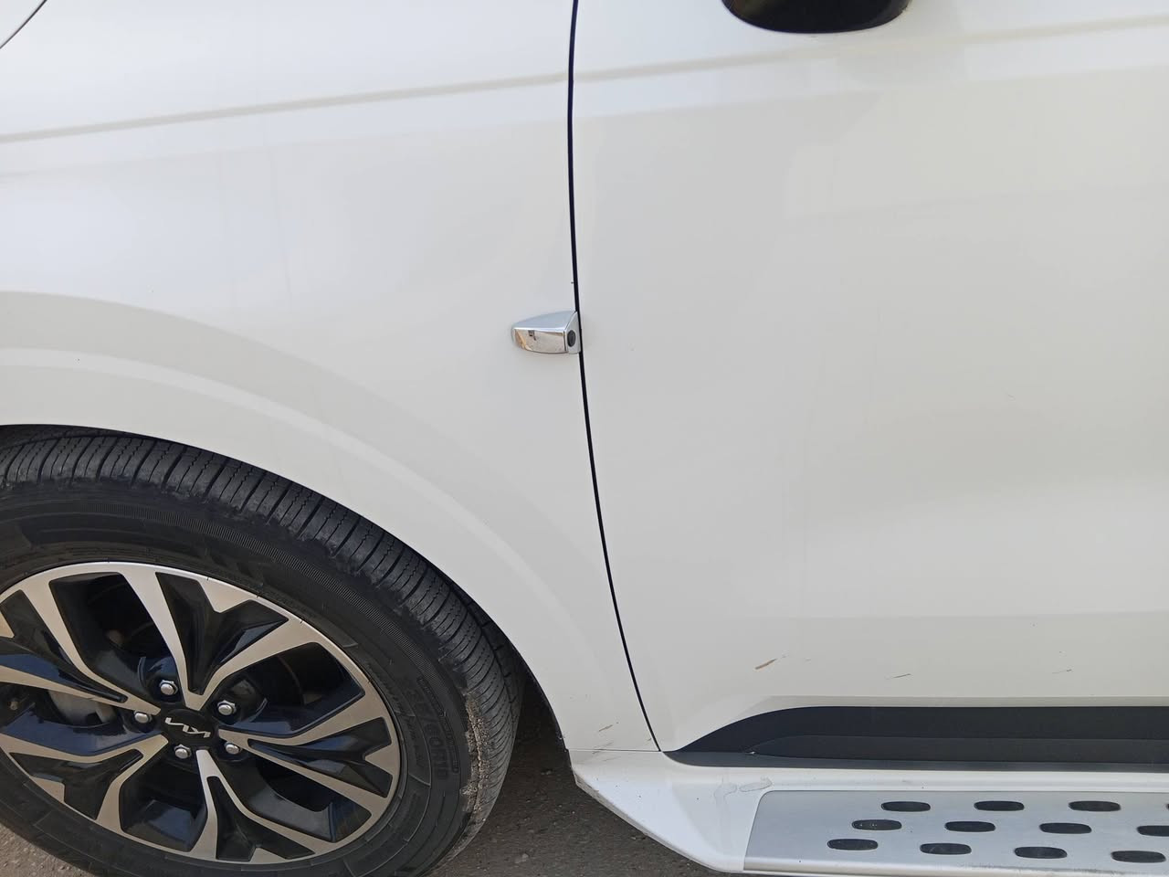 السلام عليكم مكلف بالنشر 
كرنفال 2023 مكفوله من كلشي بنزين غاز ابلاد من الشركة #مراوس أو بيع
1- تحكم بالستيرن
2- حساسات امامي خلفي
3- حجم المكينة V6 3500
4-رقم السياره مثنى خصوصي  دولي  
5- شاشة متصلة
6- كامرات خلفيه 
7- بصمة
8- ويل كب 
9- تشغيل عن بعد
10- بيبان كهربائي
11- لاياتات لد
12- لايت زنون
13- اشاير بالمرأة
14- كشنات جلد بيجي
15- ثلاثة قطع تبريد
16- هيترات بالكشنات حار، بارد
17- هندبريك بصمة
18- شحن وايرليس
19- هيتر بالاستيرن
20- كشنات تدفئه تبريد 
21- مرأة شفط
22- كشن السايق مي مري
23- تحديد مسار
24- نظام قيادة سمارت, سبورت, ايكو، عادي
25-سعره 280 وبيها مجال للطيبين 
مكان السياره السماوه ***********
او الاتصال على صاحب السيارة ‏‪078-104-35688‬‏
