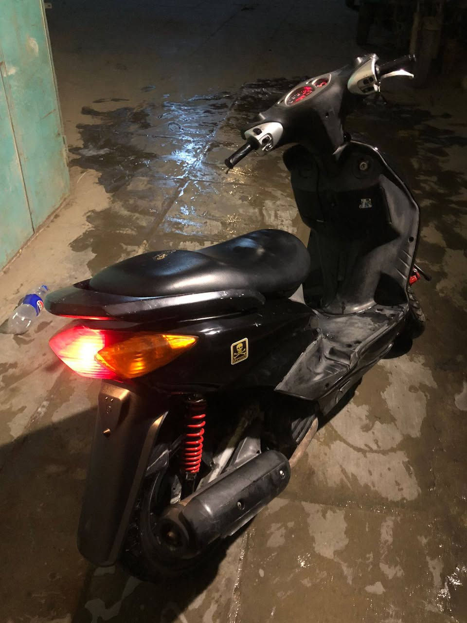 سلام عليكم
دراجتين سكنس نثيه و فحل للبيع

الفحل:نازله رمبه بشهر العاشر و دراجه بيها صالنصه رياضي و كلج امامي رياضي و دبلات رياضي

والنثيه:كلج خلفي رياضي و مثل مموضح ب صور كبالكم

الفحل سعرها 900 

النثيه سعرها 400

عنواني بغداد الشعب


**إذا كنت صاحب هذا الإعلان وتريد حذفه لأي سبب، رجاءا أرسل رسالة إلى الدعم الفني**