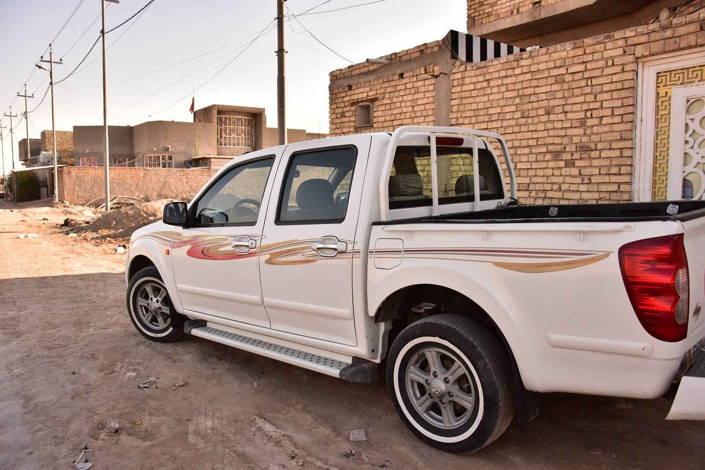 السلام عليكم
للبيع فقط! 2018
ماشية 144 جديدة كلش
سنوية لنهاية30 هزه جديدة رقم انكليزي بسمي
سيارة نظيفة كلش مالت جناي
رقمها قادسية عنواني الديوانية البدير 
رقمي *********** 
رجاءً شراي اتصل مو شراي ارفع المنشور بالتعليقات بكلمة (يارحمن)
