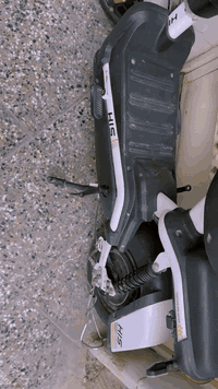 دراجات شحن للبيع  البيضه نظيفه كلش ومابيها اي نقص وثانيه بطاريات ظعيفه...