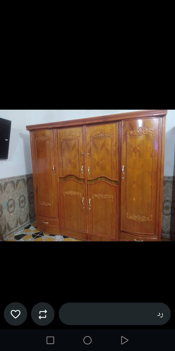 السلام عليكم موجود قرفه اخشاب عددا اثنين وكناتيروبوفيه.كلمن.وسعرعنوان.الرمادي.اتصل.***********
