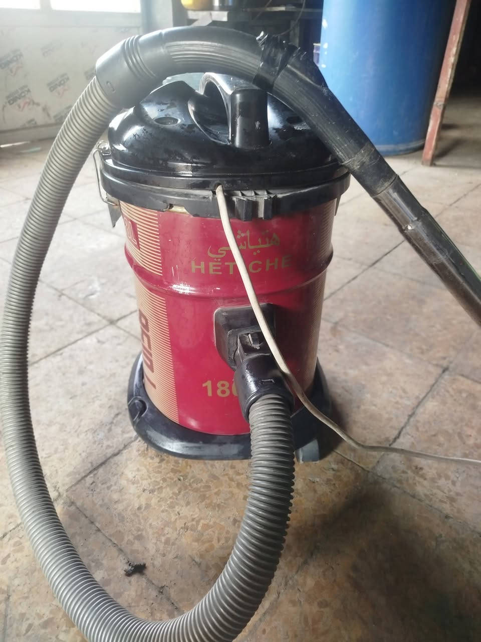 مكنسة كهربائية شغالة على فحص هاتاشي 18لتر 15الف
*********** وتس اب

