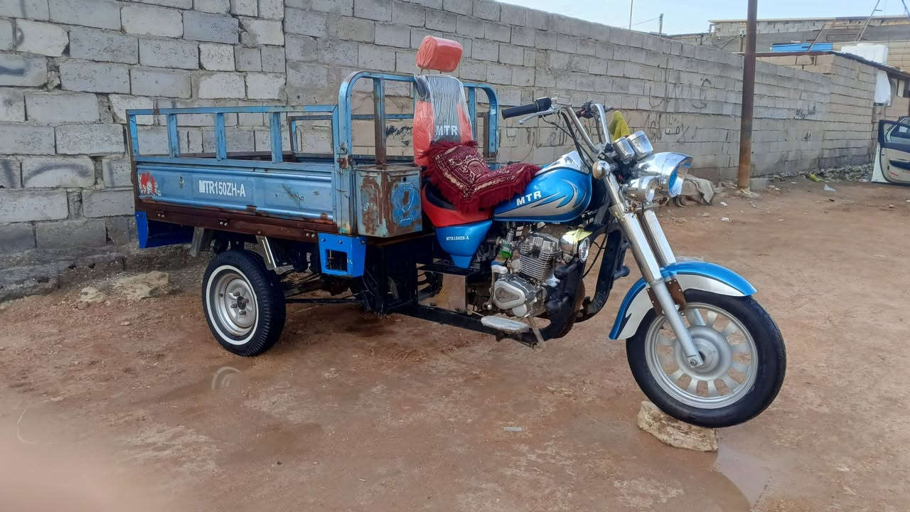 مكينه 25
السعر خاص الاستفسار***********

السلام عليكم ستوته للبيع 2016 اوراق اصولي
