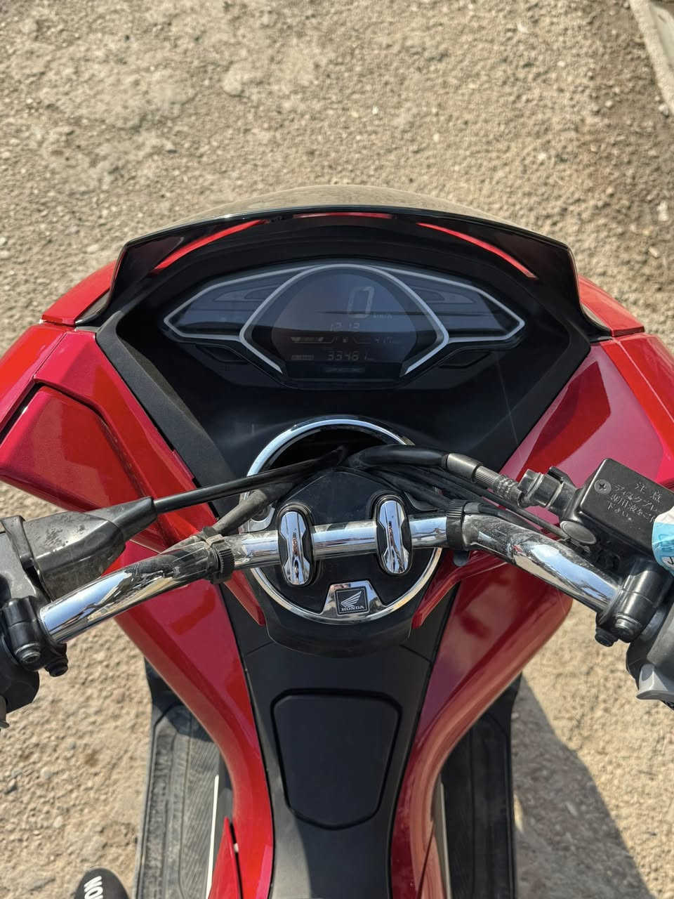 دراجه pcx جيل الثالث للبيع
وارد ياباني اصلي  المواصفات ( نظام ABC ) (حساس ازدحام)
دراجه خير من الله نازله من مزاد كامله اي نقص مابيها تاخذها ؏ الفحص شرط تجيب فيتر وياك يفحص ماشيه(33)الف حقيقي مكان الدراجه ديالى دلي عباس السعر 20$ وبي مجال بسيط 

للاستفسار الاتصال على هذا الرقم ***********☎️
