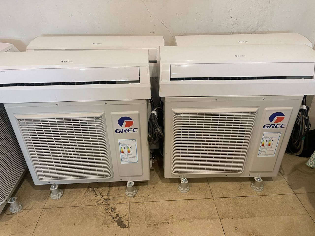 سبالت للبيع طن نص ***********
