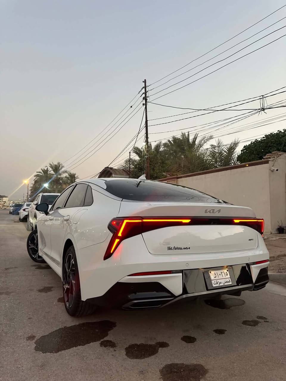 يا الله للبيع بدون مروس K5 2025 حادثها فقط بنيد مبدل مال تفصيخ بدون  دواخل بدون شواصي ماشيه فقط 1700ميل يعني فول  مواصفات جتي لاين 2750كيلو متر السياره بحالة الوكالة  تترقم جميع المحافظات للتواصل ***********

