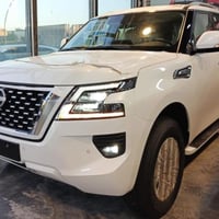 نيسان باترول 2024 فئة SE   زيرو للبيع  مرقم بغداد وكامله  حرف  Q   مشر...