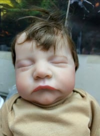 لعبة سيليكون • ملامح حقيقية • حجم كبير