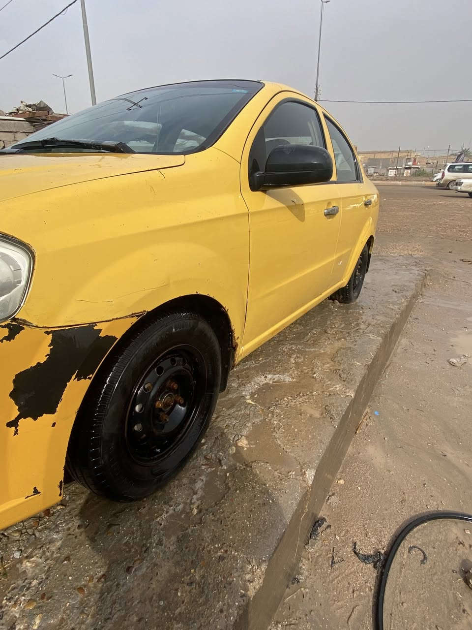 السلام عليكم
افيو مسكر خليجي السياره بيها لاستيك ولف بسبب ابو الدهن خلالي منظفات وكامت تنقص 
السياره جاهزه من كهربائيات كامله 
تبريد شغال وع فحص ثلج
تدفئه شغاله 
حداديه اماميه مشتغلها 

بور جديد

مشط جديد

تايرات زينات نظيفات

دواخلها نظيفه 

السياره شغاله وتمشي وخير من الله 

بيها خياسات بسيطه مصورهن لان موديل 2008 

السنويه ل نهاية ال 27 مداور ثاني. يوم ب اسمي

السعر 37 وبيها مجال بسيط جدا حگ الجيه

المكان الديوانيه 

***********
