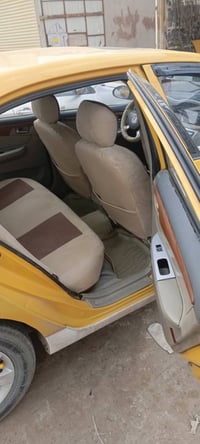 سياره نيفان 2011 فول سعر 50 وبيها مجال مكان بغداد 07712573103