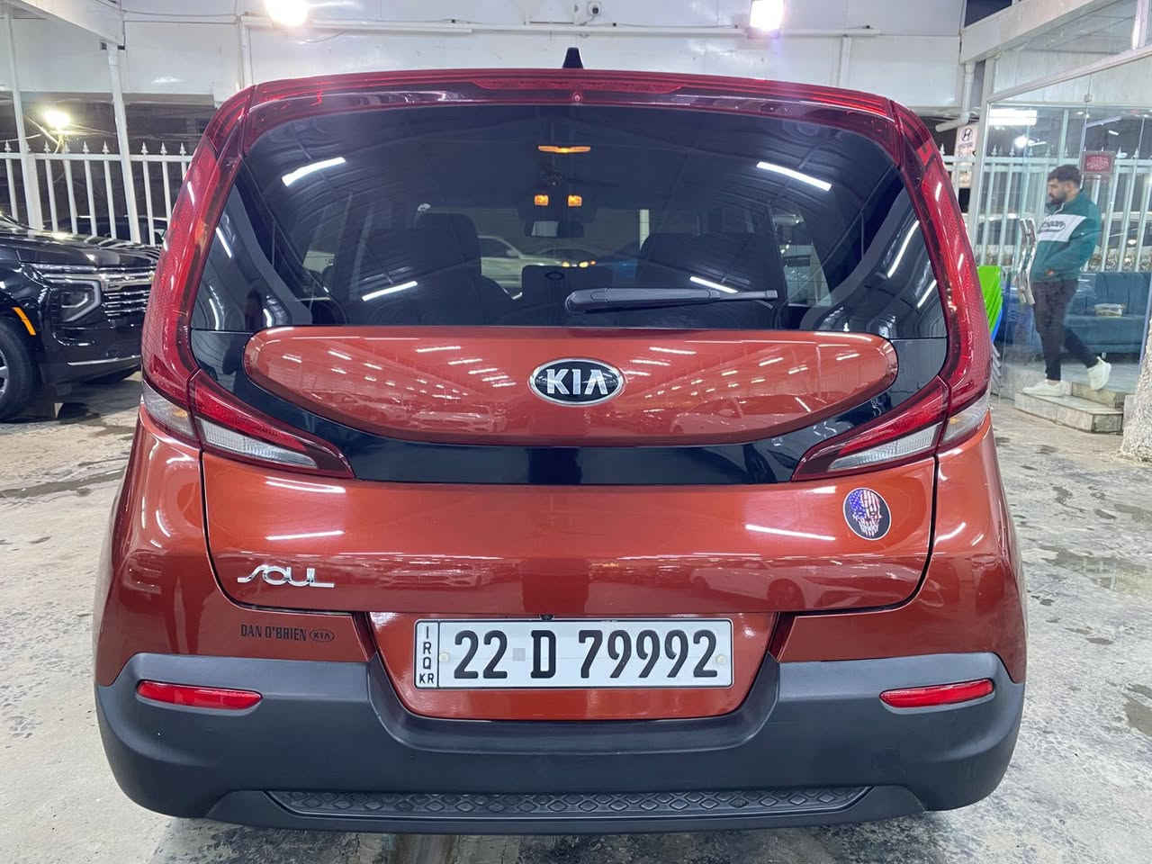 السلام عليكم للبيع 🏎كيا صول Kia Soul🏎 وارد امريكي الحادث في المنشور وصبغ كلير من امريكا 3 قطع ماشيه 64000km(كفاله كير ومحرك وبدون ايرباك بدون شاصي بدون لغد) 
 مكان السياره بغداد شارع فلسطين
💎سعرها 130$ وبيها شويه مجال💎
للاتصال ***********
